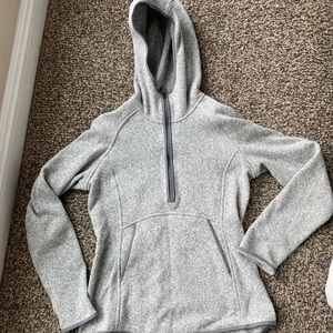 Lululemon Like New! half zip hoodie